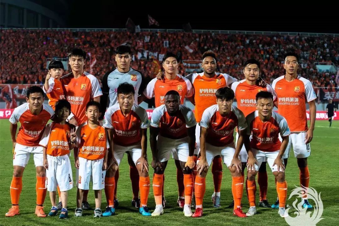 层与师生们 层与师生们